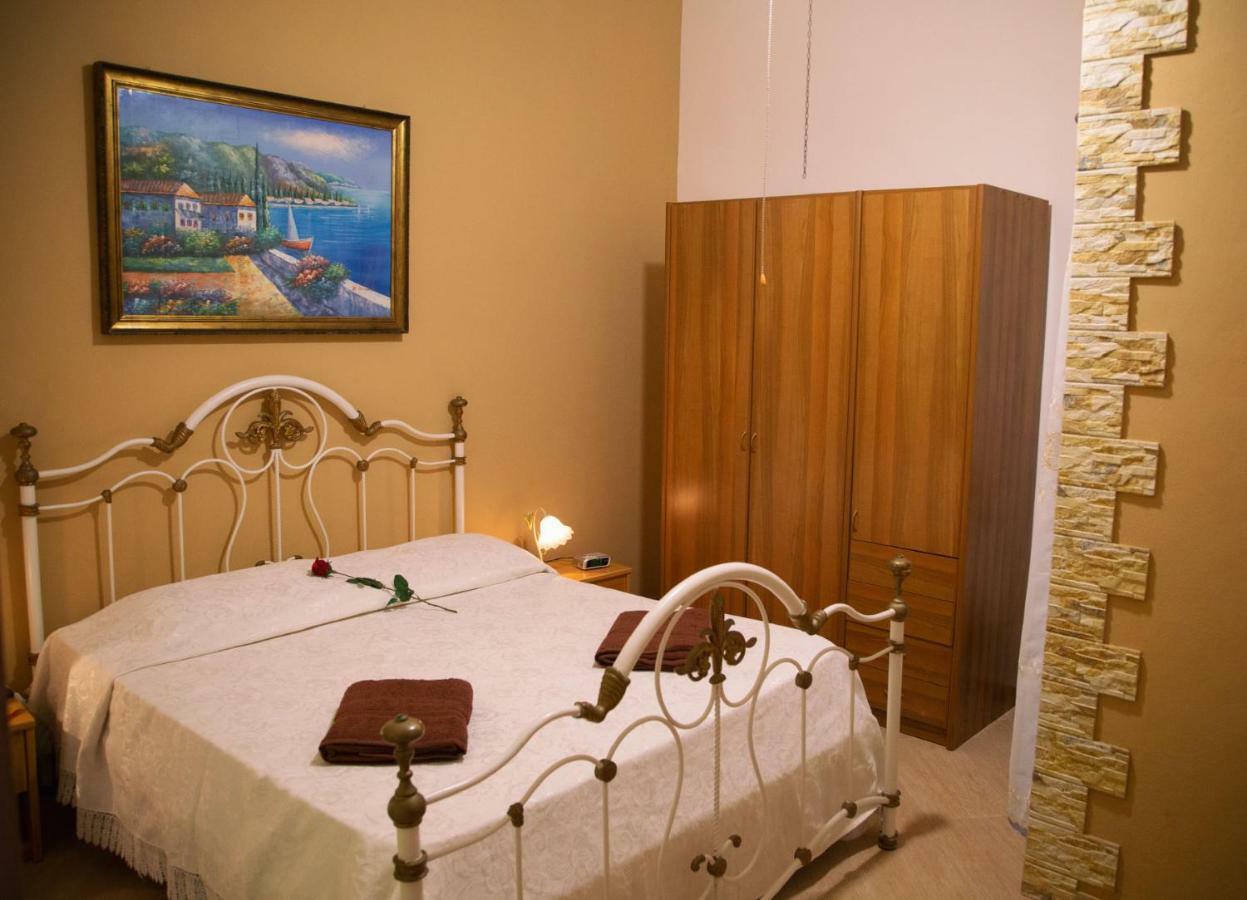 B&B Il Girasole Balestrate Bagian luar foto